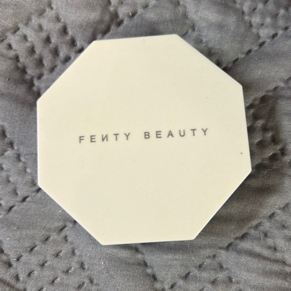 Fenty Beauty Other - Fenty Highlighter​​​​